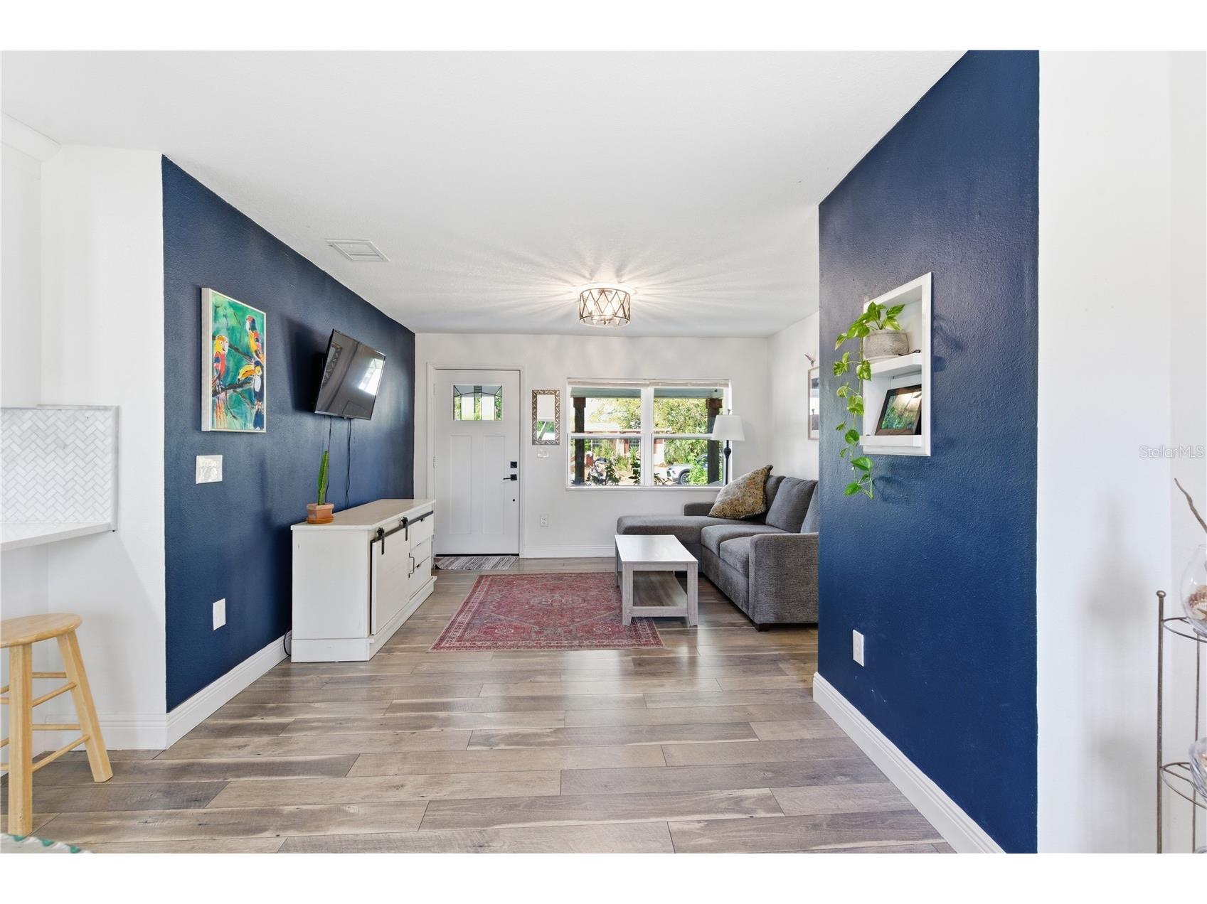 634 61st Avenue S Saint Petersburg FL 33705 TB8486264 image4