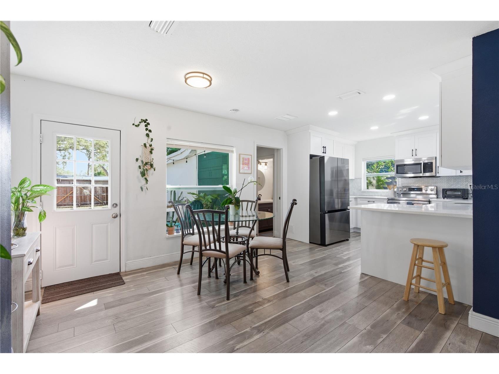 634 61st Avenue S Saint Petersburg FL 33705 TB8486264 image6