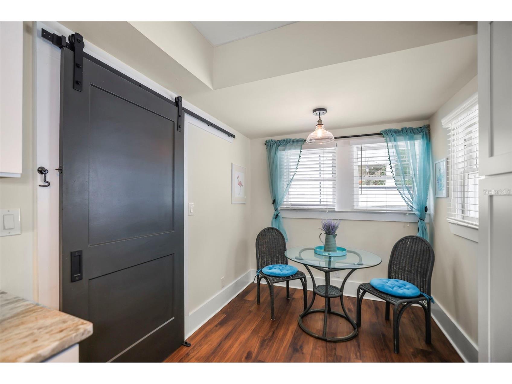 634 6th Street N Saint Petersburg FL 33701 TB8520240 image15