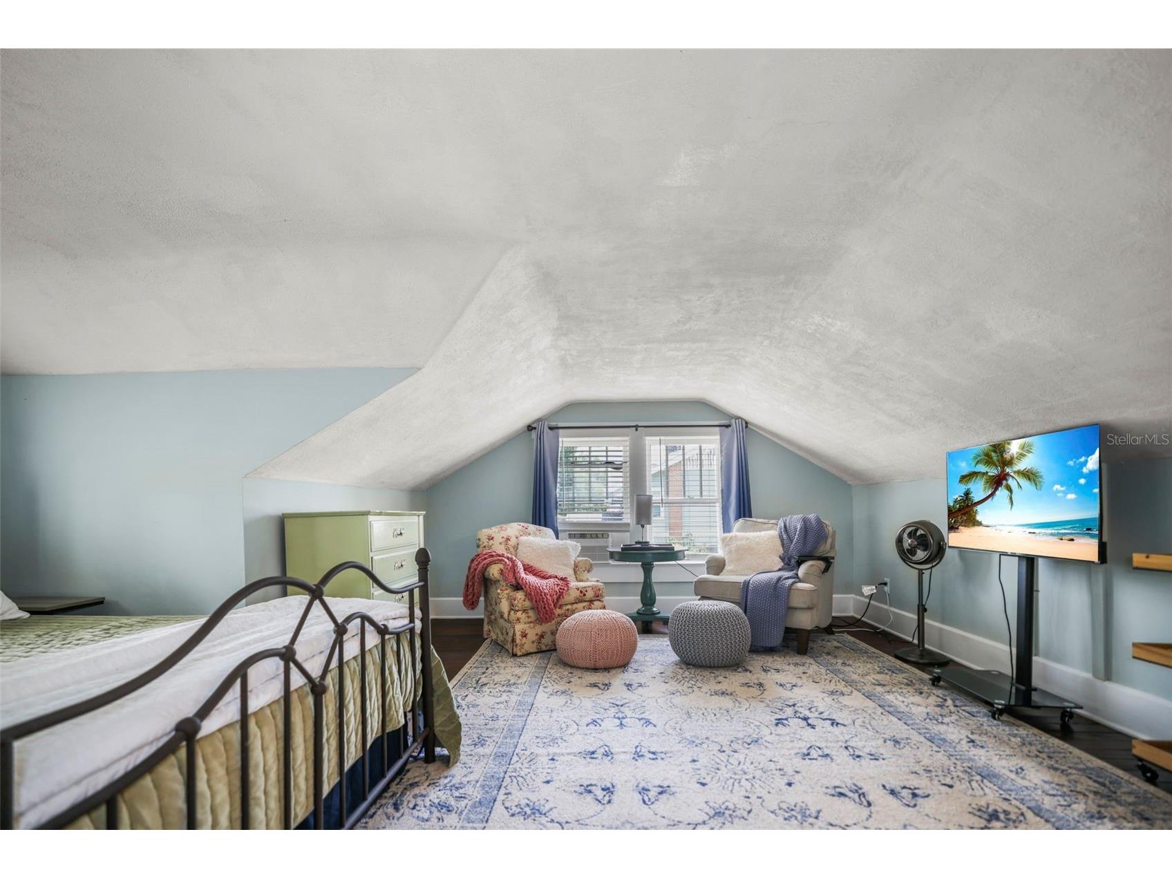 634 6th Street N Saint Petersburg FL 33701 TB8520240 image25