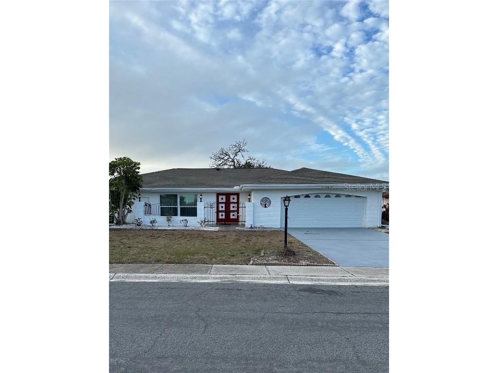 634 Allegheny Drive Sun City Center FL 33573 TB8351072 image1