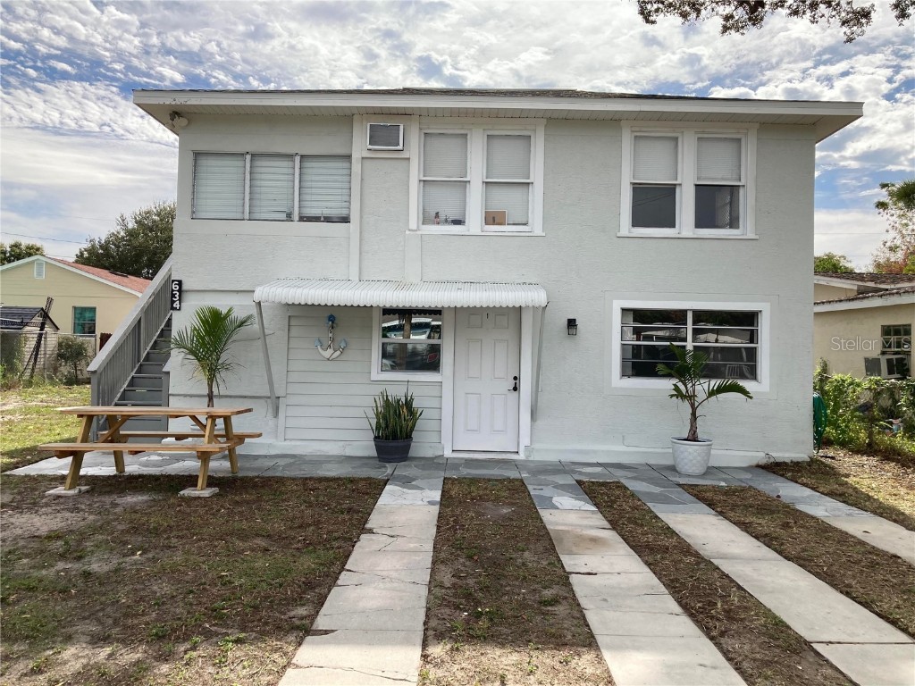 634 Cypress Street #UPSTAIRS Tarpon Springs FL 34689 A4597780 image1