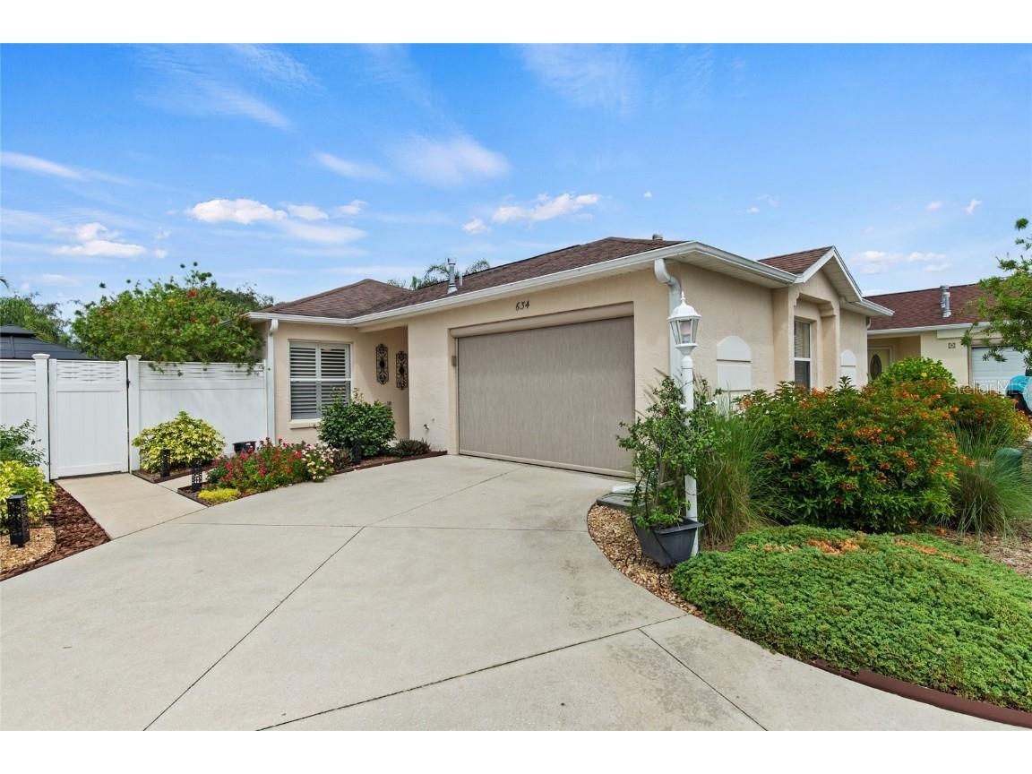 634 Danbury Street The Villages FL 32162 G5083870 image1