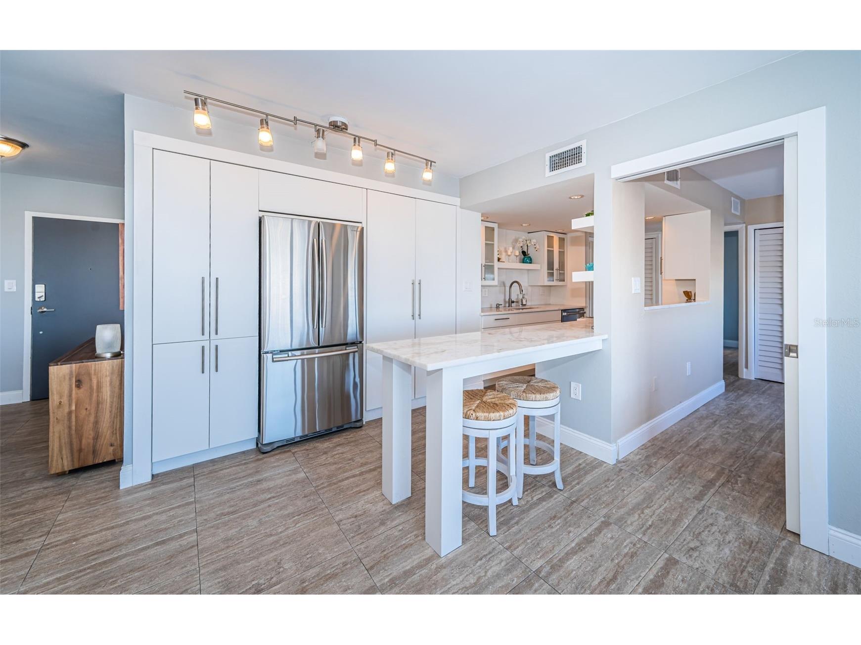 634 Edgewater Drive #447 Dunedin FL 34698 - INTRACOASTAL WATERWAY TB8442046 image5