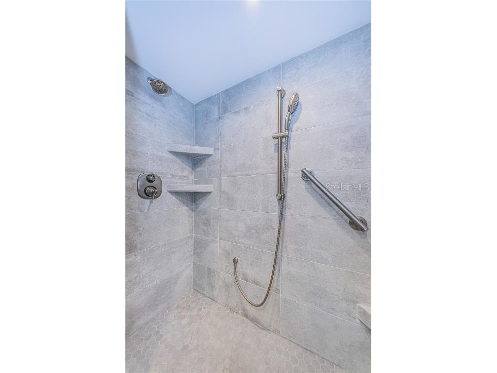 634 Edgewater Drive #644 Dunedin FL 34698 TB8451597 image32