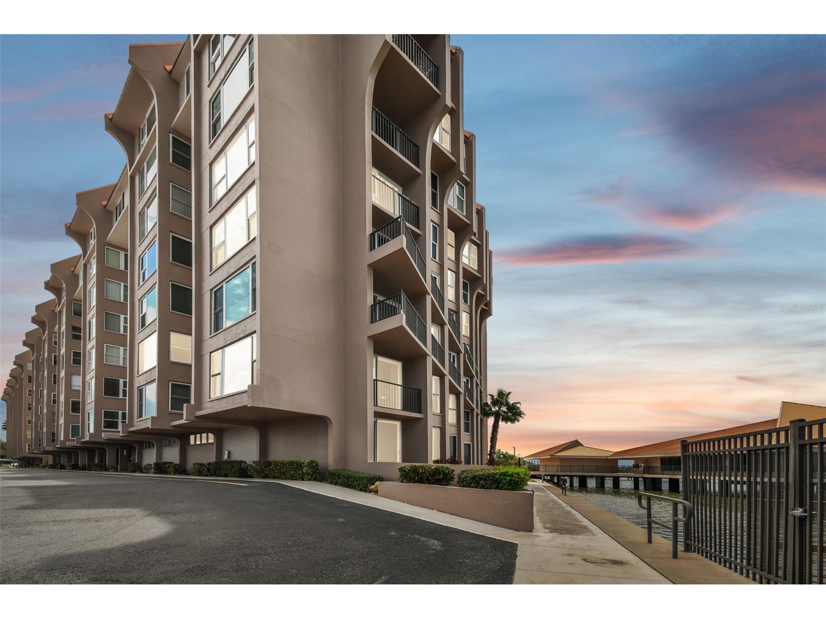 634 Edgewater Drive #744 Dunedin FL 34698 TB8469793 image1