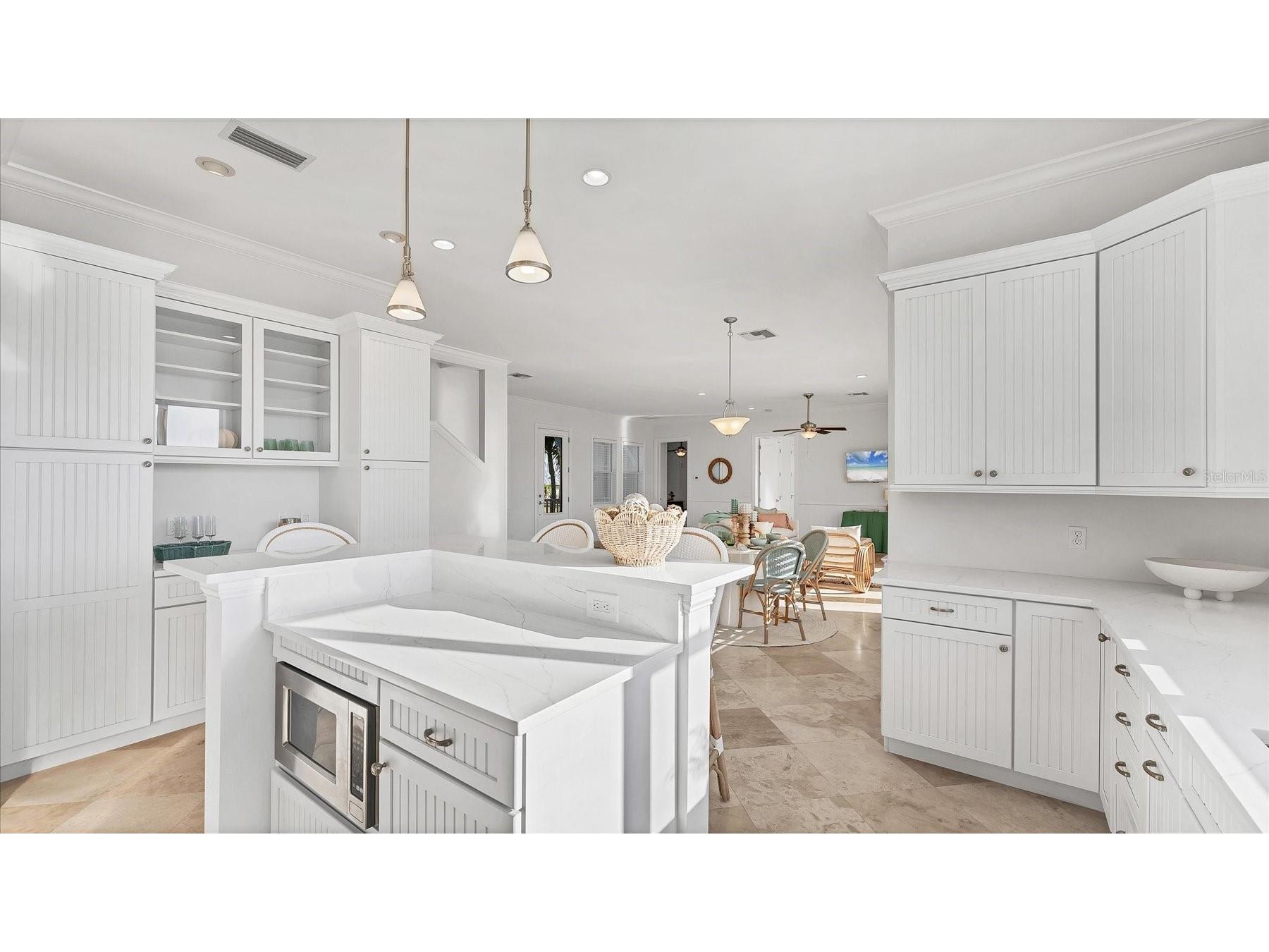 634 Key Royale Drive Holmes Beach FL 34217 A4683541 image13