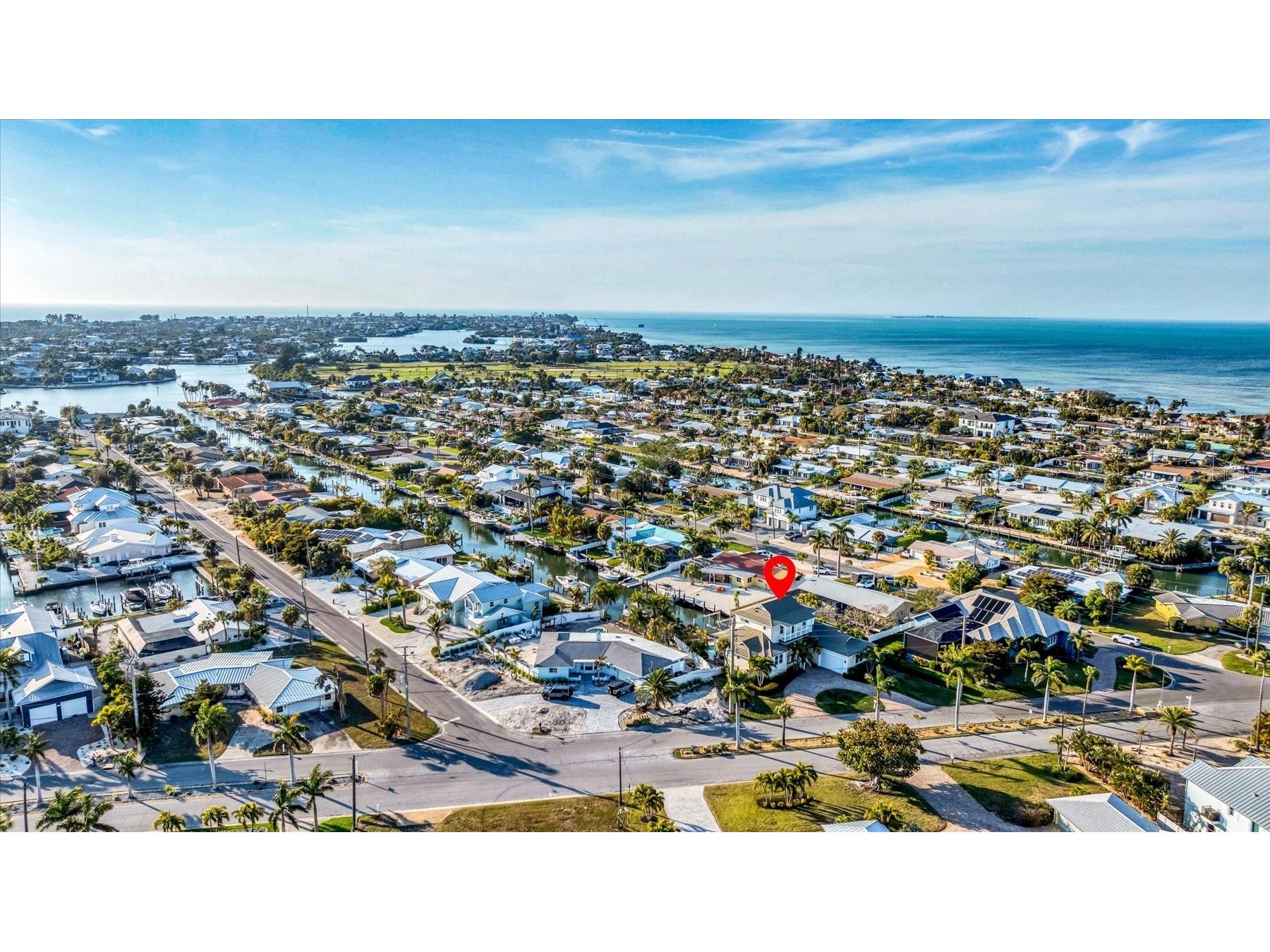 634 Key Royale Drive Holmes Beach FL 34217 A4683541 image2
