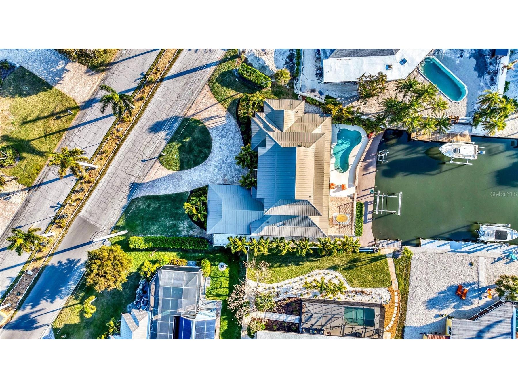 634 Key Royale Drive Holmes Beach FL 34217 A4683541 image33
