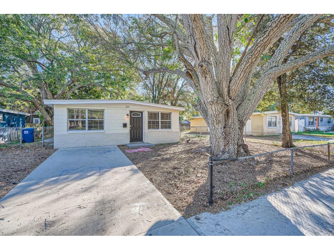 634 Newton Avenue S Saint Petersburg FL 33701 O6266919 image1
