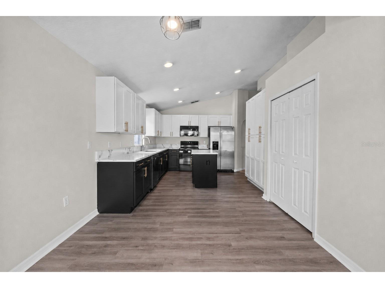 634 Spring Cavern Avenue Orange City FL 32763 O6421178 image10