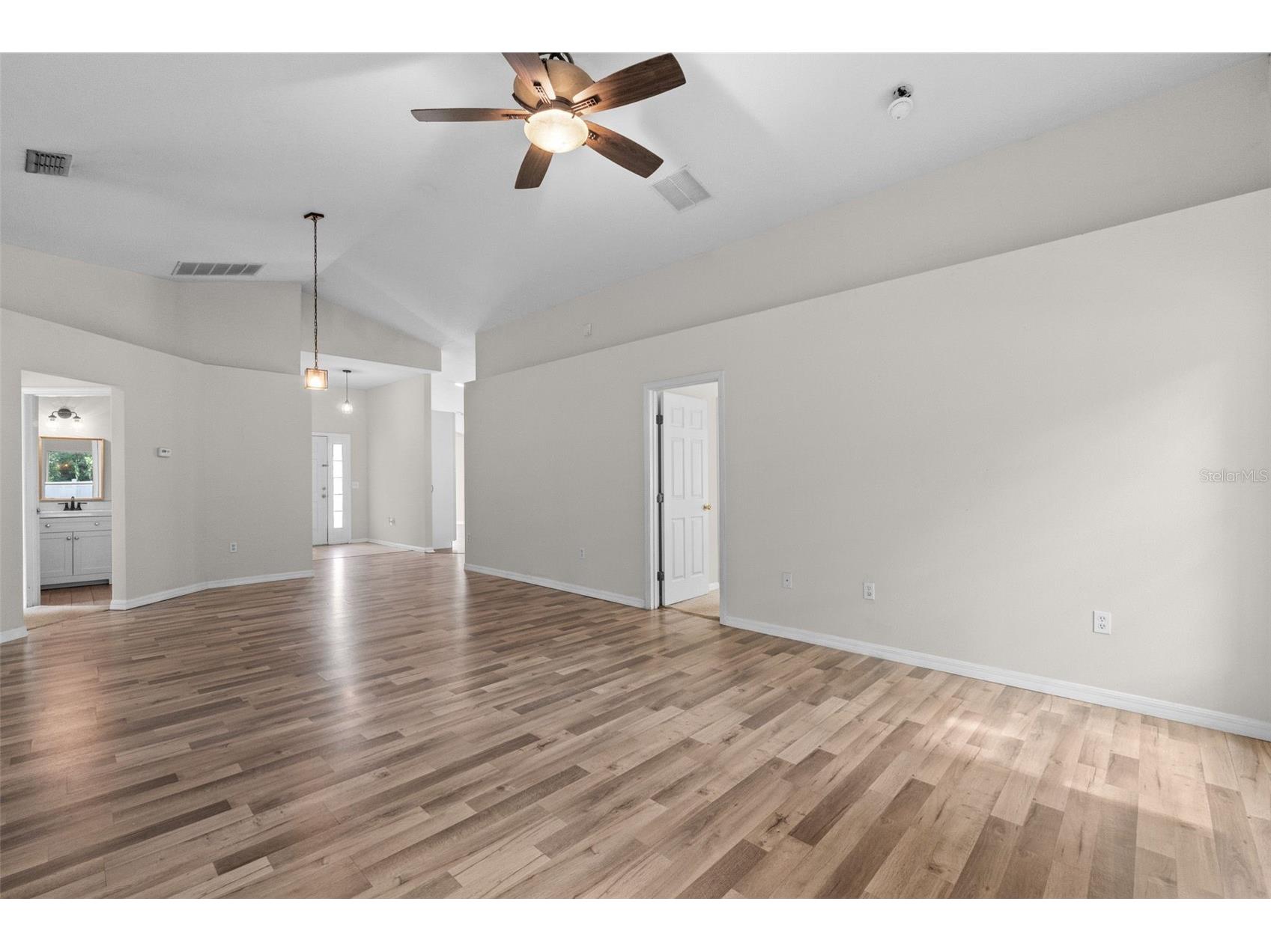 634 Spring Cavern Avenue Orange City FL 32763 O6421178 image25