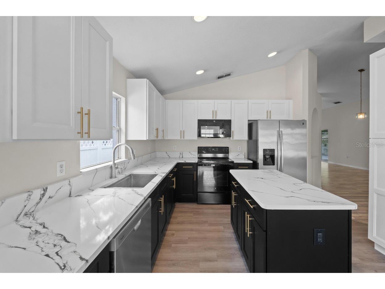 634 Spring Cavern Avenue Orange City FL 32763 O6421178 image8
