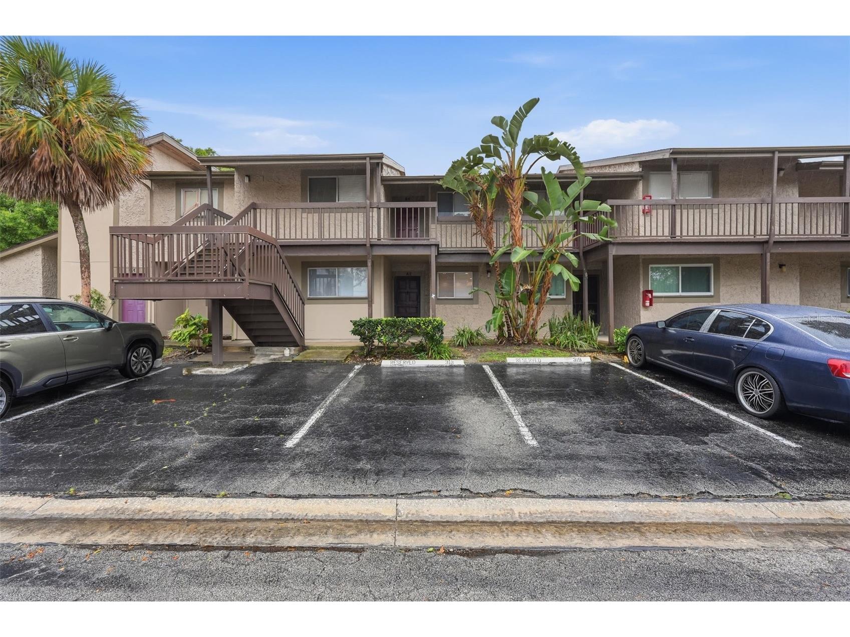 6340 Newtown Circle #40A2 Tampa FL 33615 - OLD TAMPA BAY VIA CANAL SYSTEM W7884619 image1