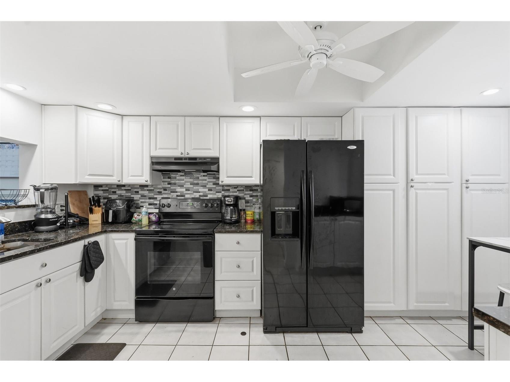 6340 Newtown Circle #40A2 Tampa FL 33615 - OLD TAMPA BAY VIA CANAL SYSTEM W7884619 image8