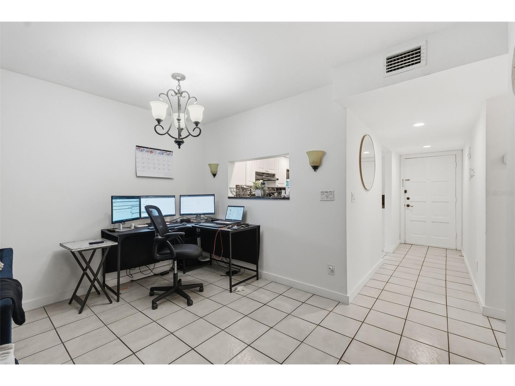 6340 Newtown Circle #40A2 Tampa FL 33615 - OLD TAMPA BAY VIA CANAL SYSTEM W7884619 image9