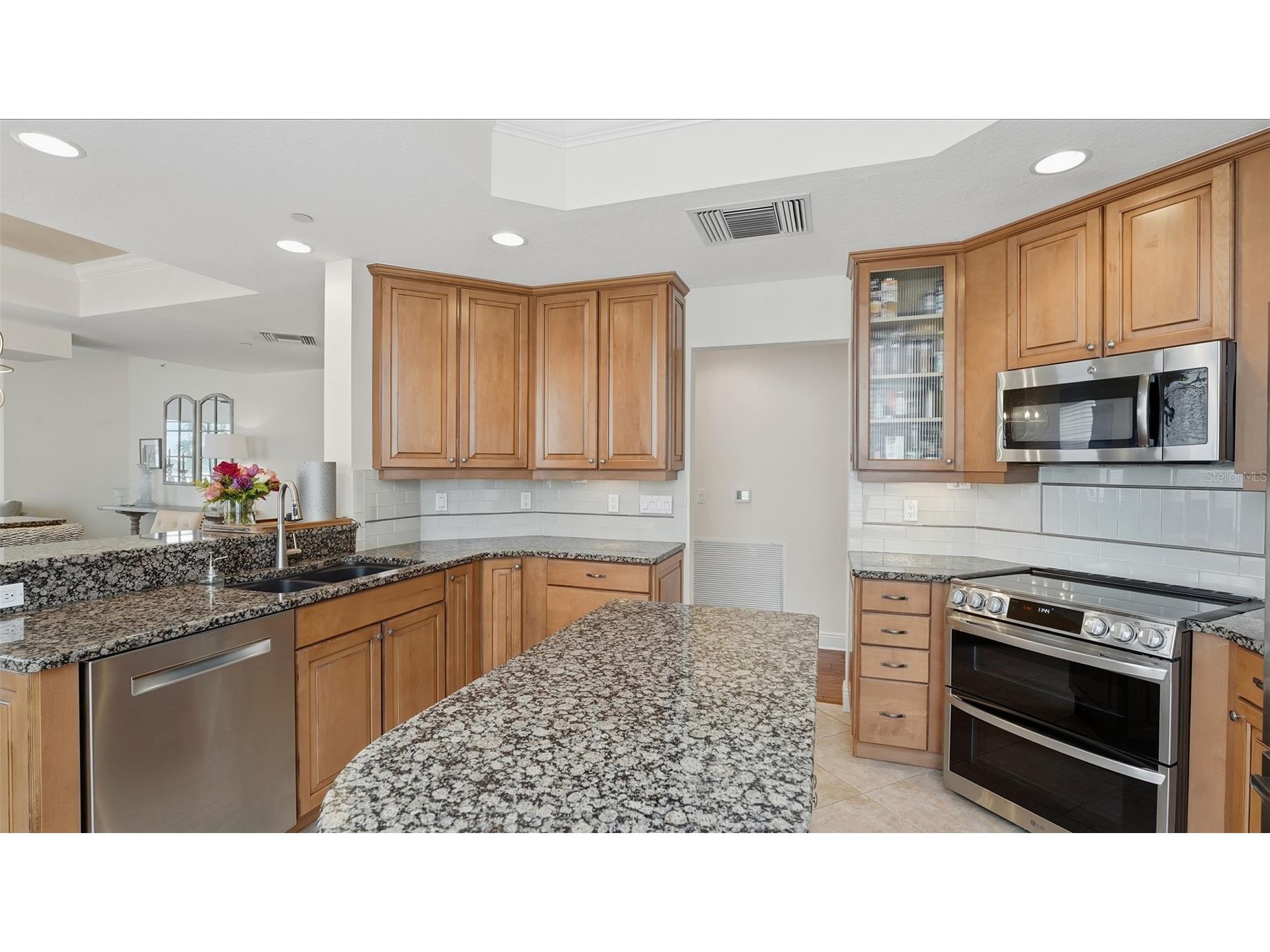 6340 Watercrest Way #301 Lakewood Ranch FL 34202 - LAKE UHILIEN A4682308 image24