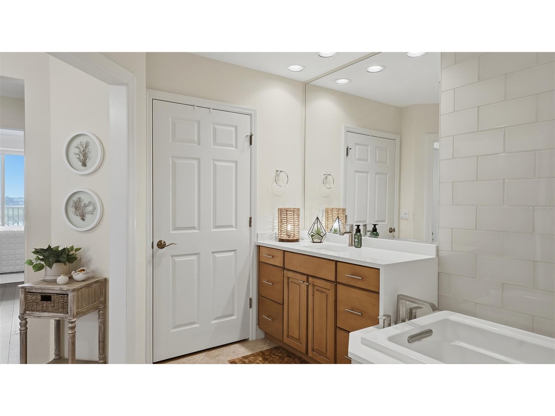 6340 Watercrest Way #301 Lakewood Ranch FL 34202 - LAKE UHILIEN A4682308 image33