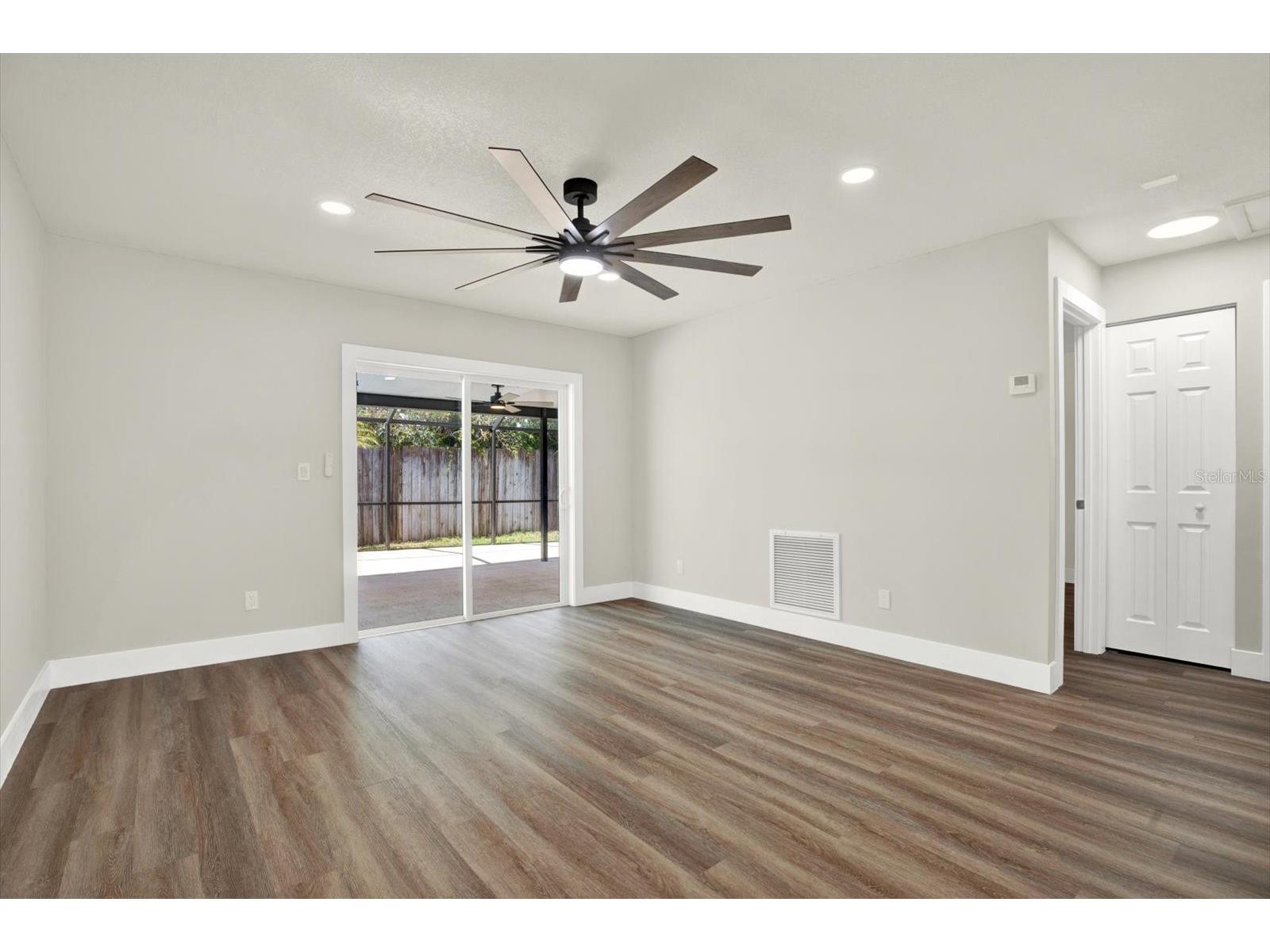 6341 Elmhurst Drive Pinellas Park FL 33782 TB8505869 image10