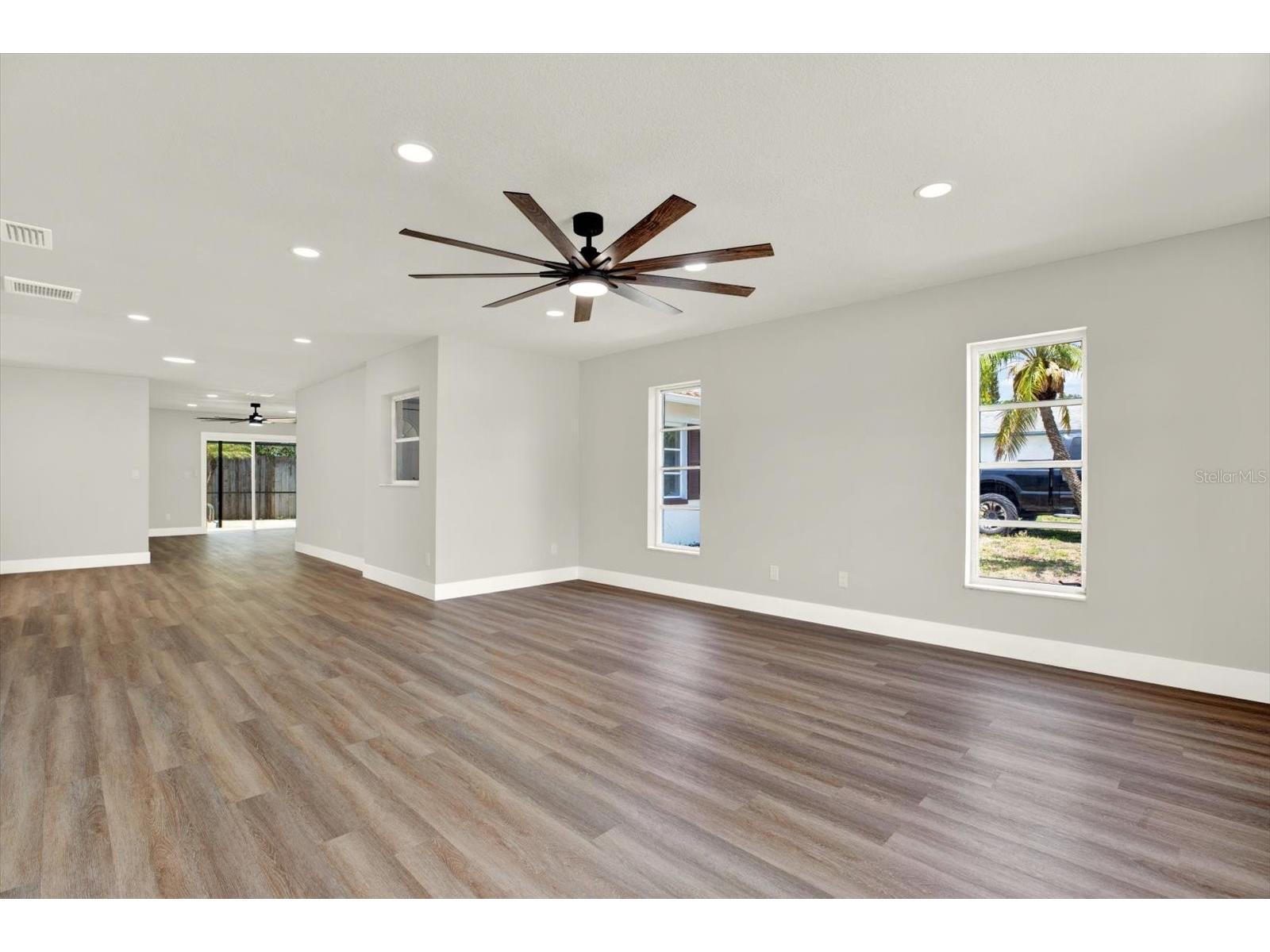 6341 Elmhurst Drive Pinellas Park FL 33782 TB8505869 image6
