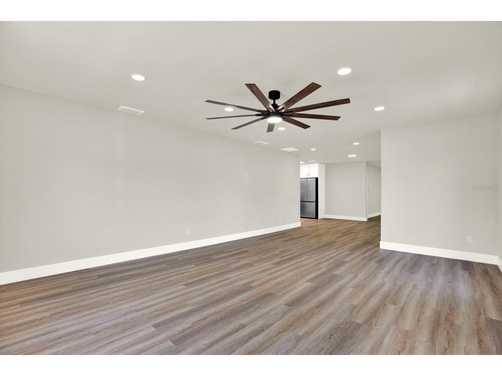 6341 Elmhurst Drive Pinellas Park FL 33782 TB8505869 image7