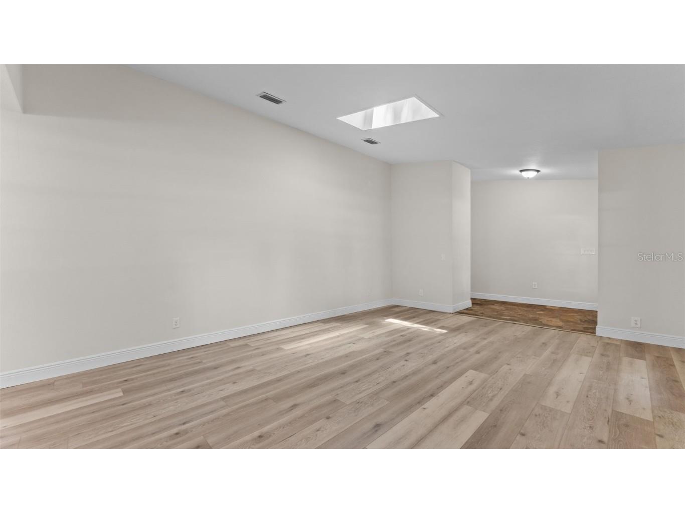 6341 Pony Circle Cocoa FL 32926 V4944316 image12