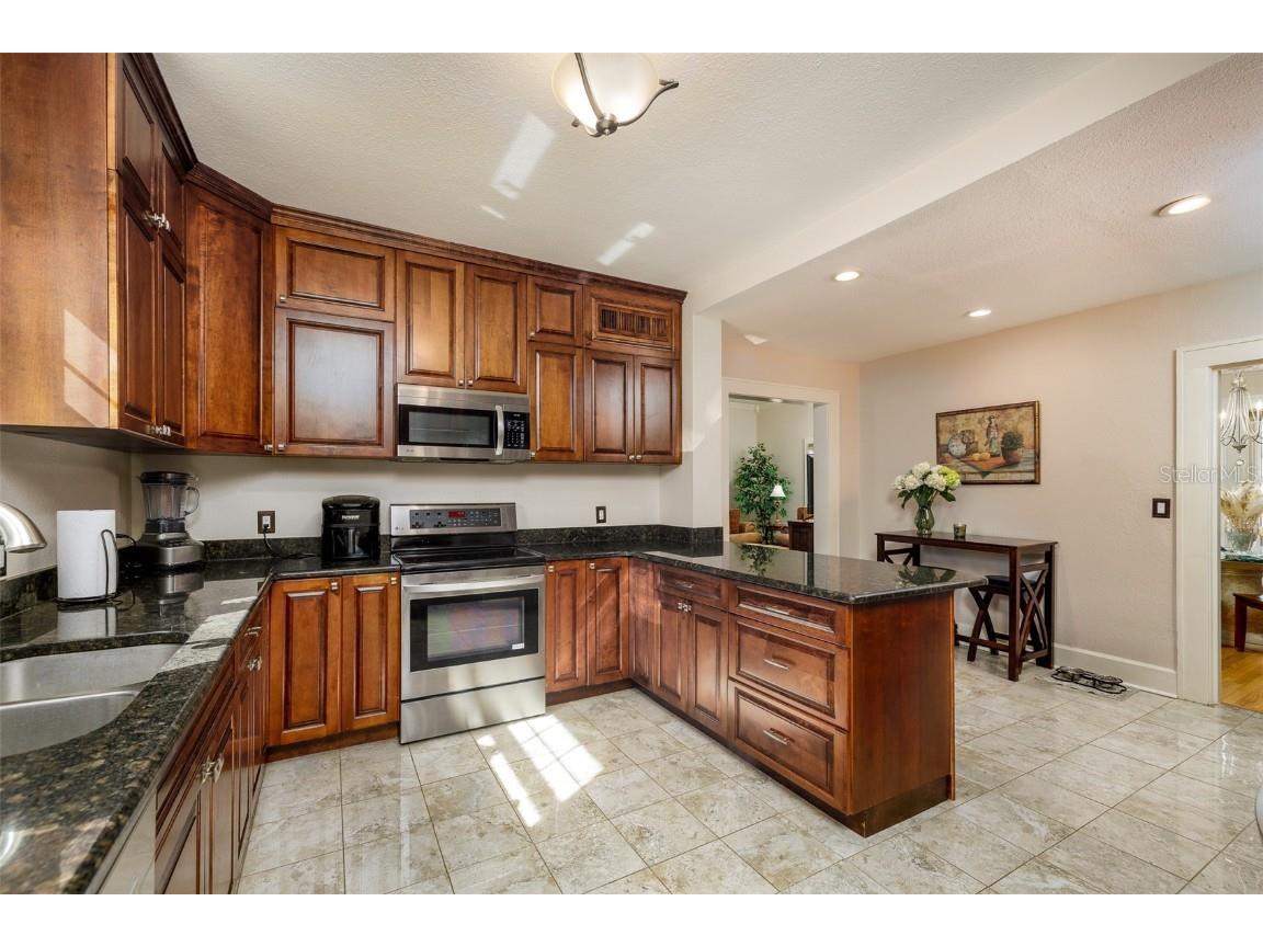 6342 5th Avenue N Saint Petersburg FL 33710 TB8349137 image17