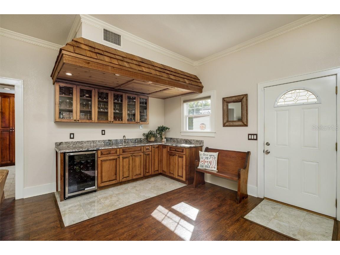 6342 5th Avenue N Saint Petersburg FL 33710 TB8349137 image20