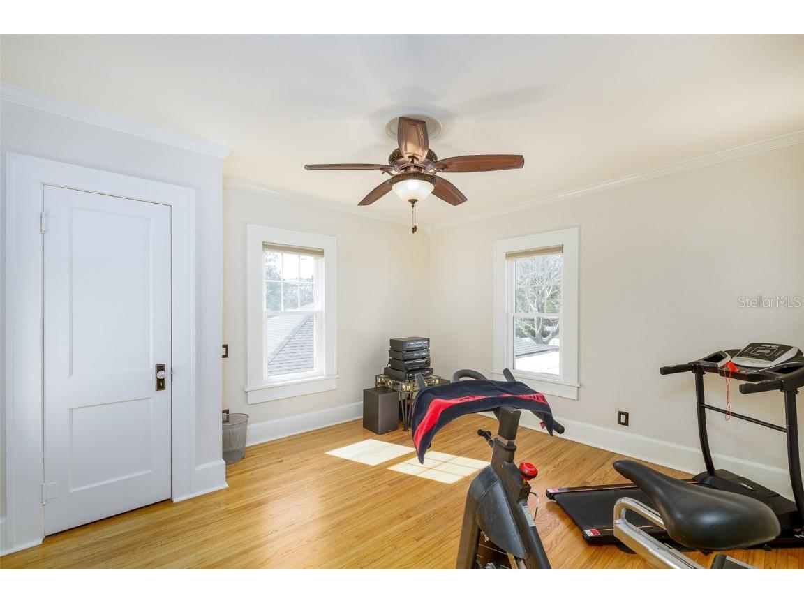 6342 5th Avenue N Saint Petersburg FL 33710 TB8349137 image32