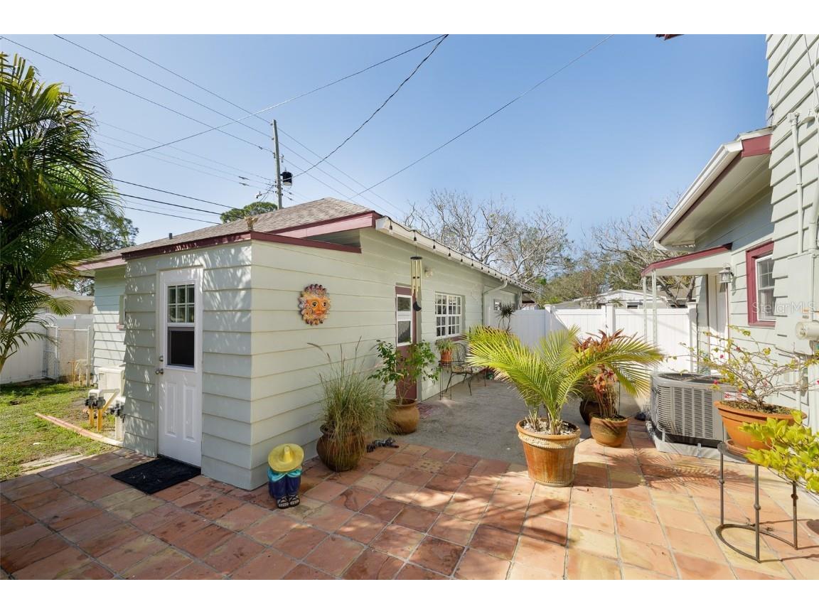 6342 5th Avenue N Saint Petersburg FL 33710 TB8349137 image37