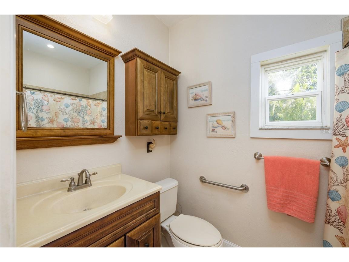 6342 5th Avenue N Saint Petersburg FL 33710 TB8349137 image42