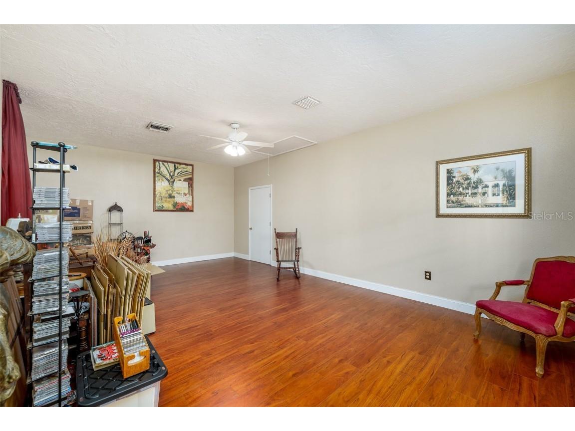 6342 5th Avenue N Saint Petersburg FL 33710 TB8349137 image43