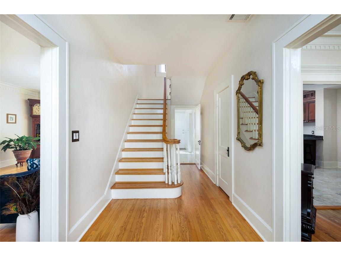 6342 5th Avenue N Saint Petersburg FL 33710 TB8349137 image9