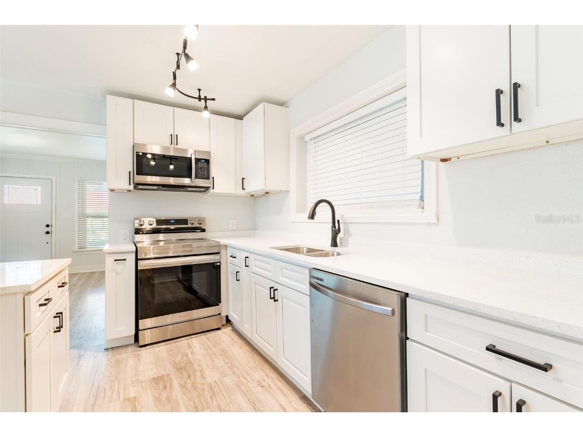 6342 66th Lane N Pinellas Park FL 33781 TB8426128 image7