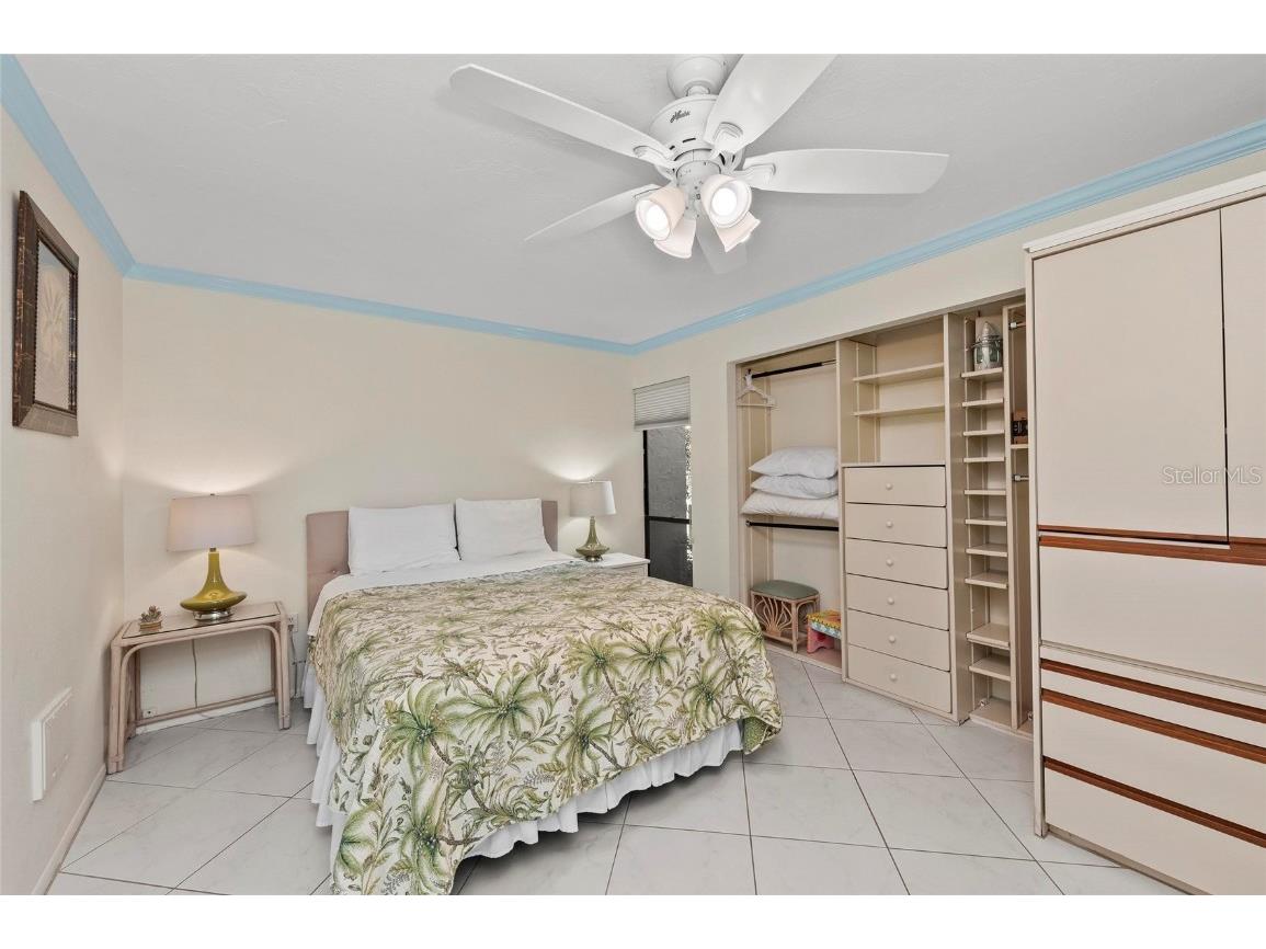 6342 Midnight Pass Road #212 Sarasota FL 34242 - GULF OF MEXICO A4676943 image16