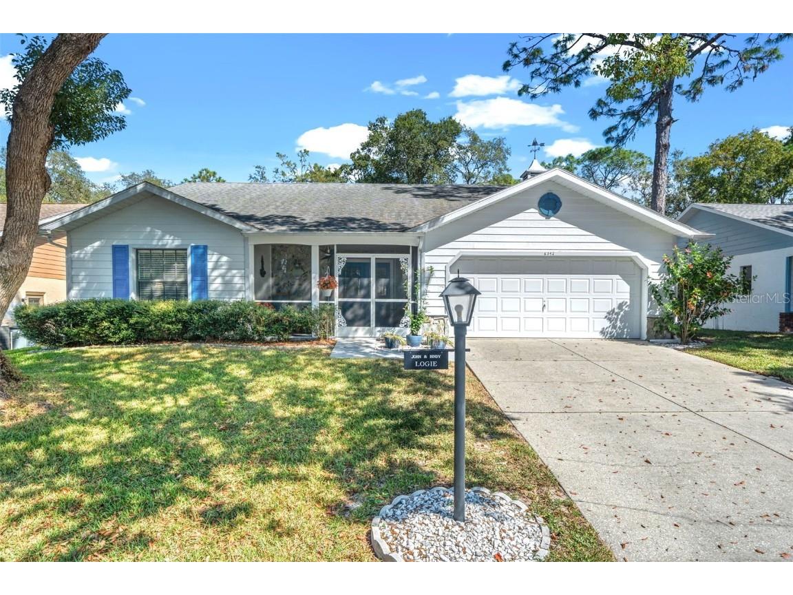6342 Pine Meadows Drive Spring Hill FL 34606 W7859324 image1
