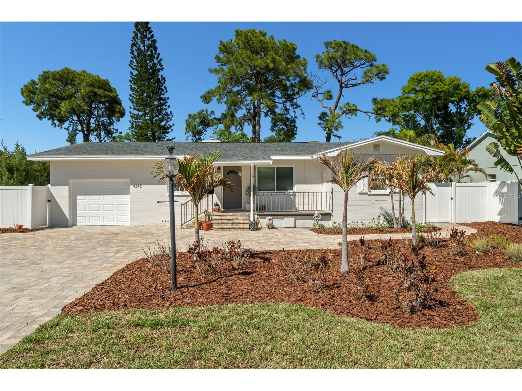 6343 1st Avenue N Saint Petersburg FL 33710 TB8484414 image1