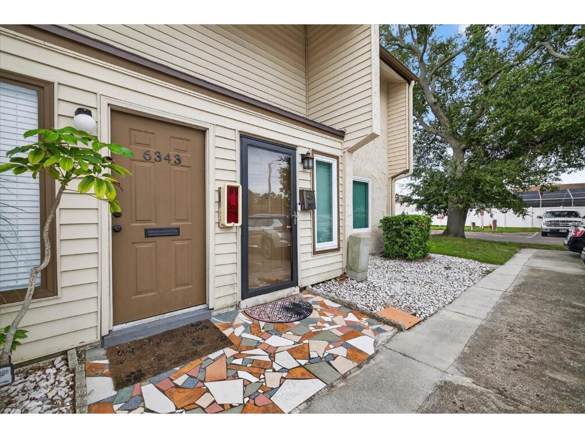 6343 23rd Street N Saint Petersburg FL 33702 W7878955 image1