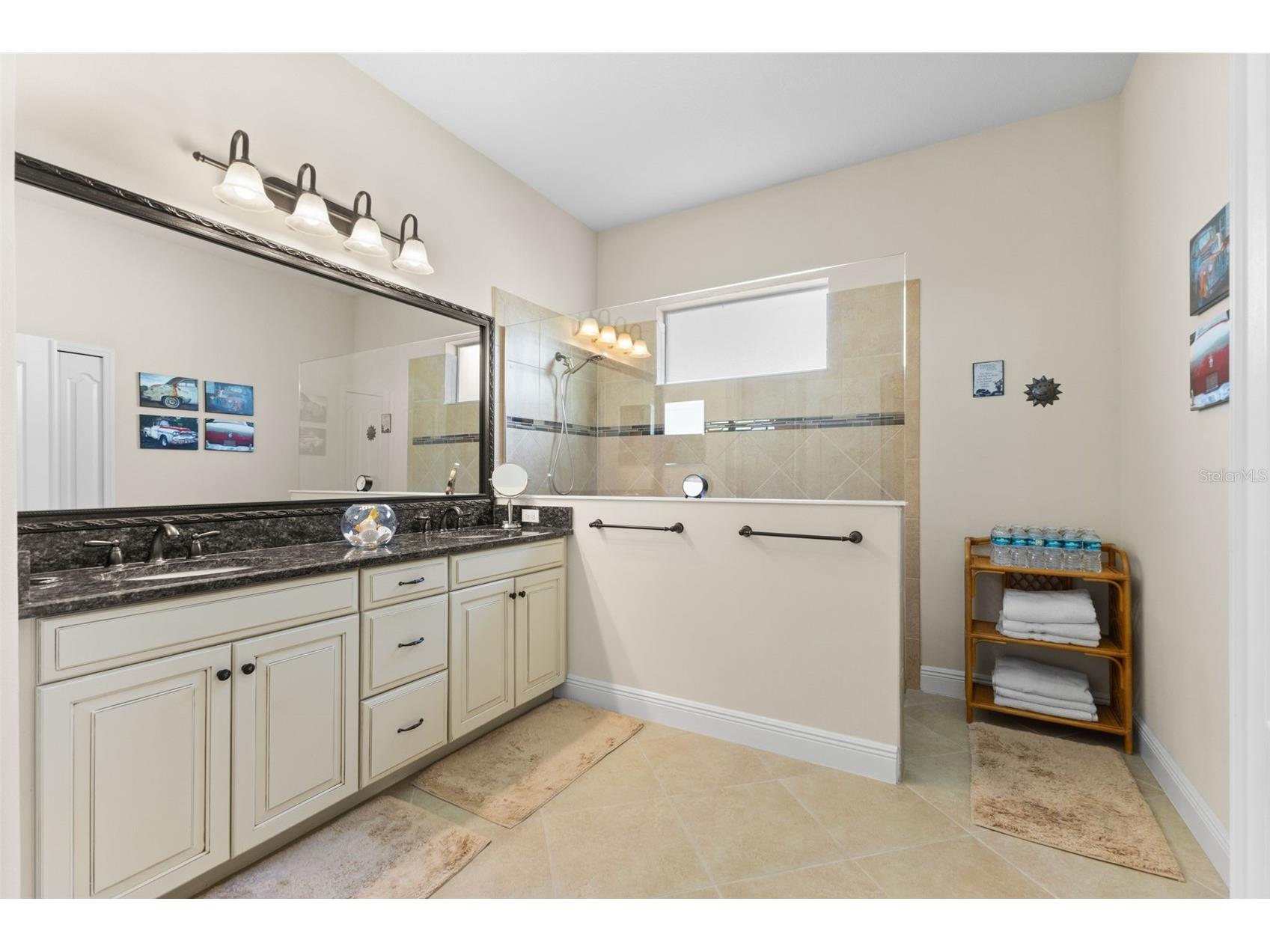 6343 Laurel Wood Run Sarasota FL 34243 A4680976 image33