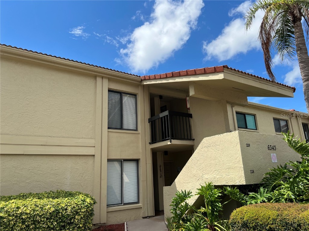 6343 Palma Del Mar Boulevard S #228 Saint Petersburg FL 33715 U8198112 image1