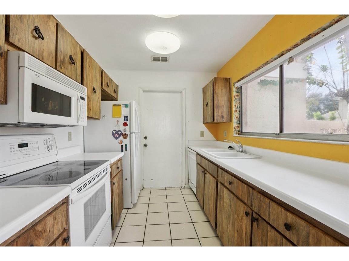 6345 Bentbranch Court Temple Terrace FL 33617 TB8454047 image18