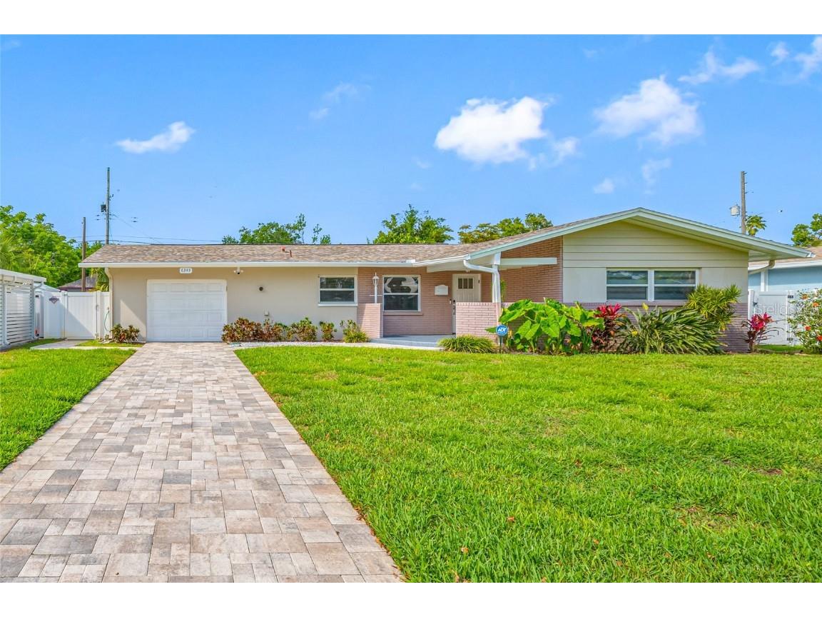 6345 Dartmouth Avenue N Saint Petersburg FL 33710 - LAKE PASADENA TB8372788 image1
