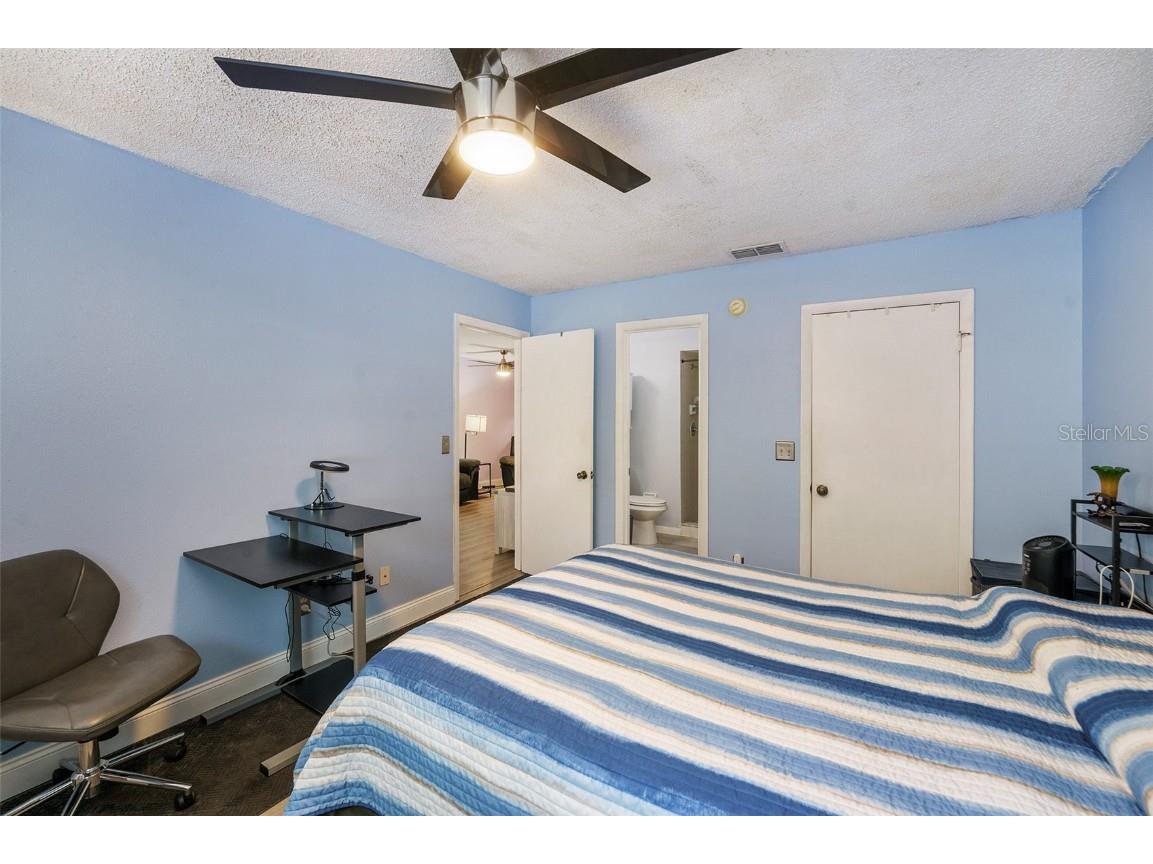 6346 Bonnie Bay Circle N Pinellas Park FL 33781 - DRAINAG CREEK TB8394131 image13