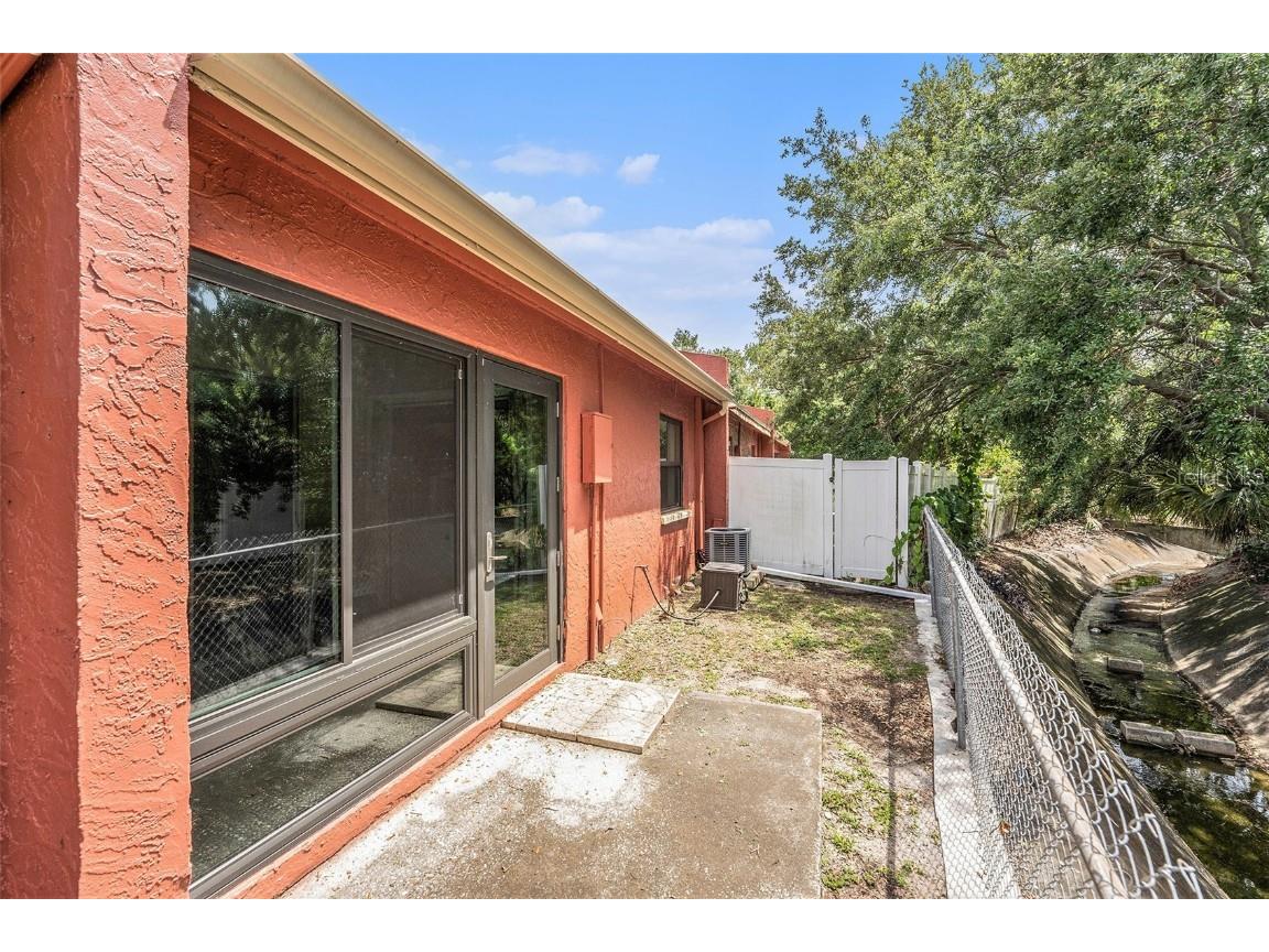 6346 Bonnie Bay Circle N Pinellas Park FL 33781 - DRAINAG CREEK TB8394131 image18