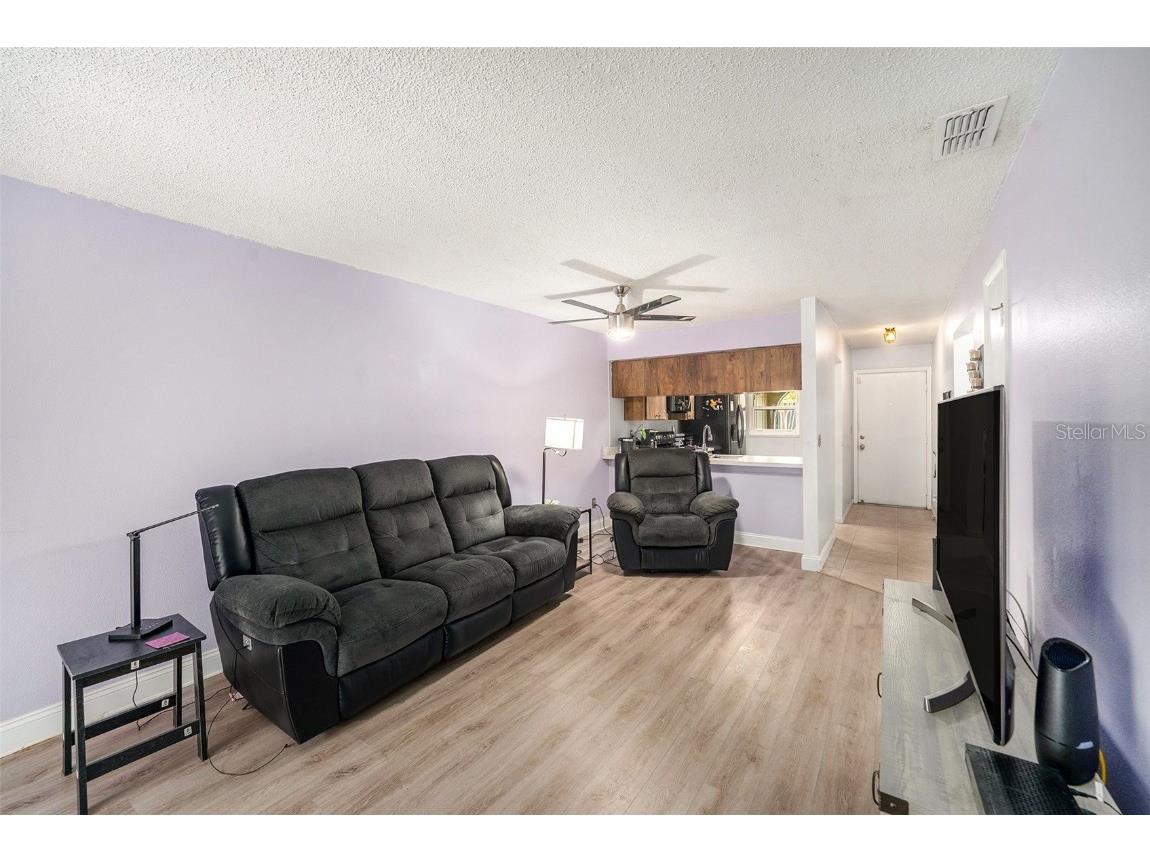 6346 Bonnie Bay Circle N Pinellas Park FL 33781 - DRAINAG CREEK TB8394131 image9