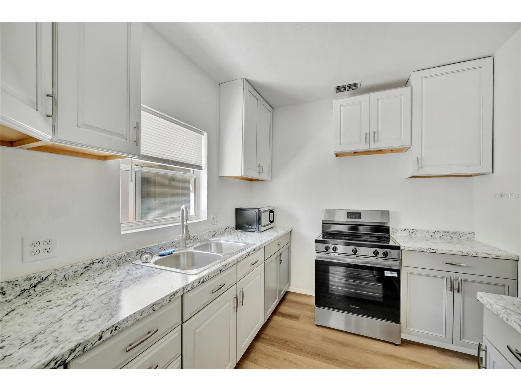 6348 7th Avenue N Saint Petersburg FL 33710 TB8493128 image12