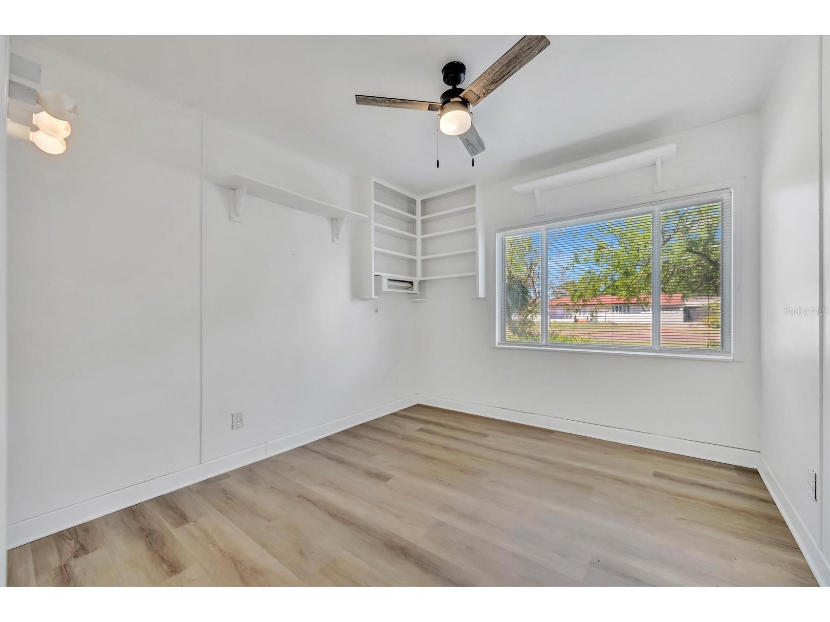 6348 7th Avenue N Saint Petersburg FL 33710 TB8493128 image18