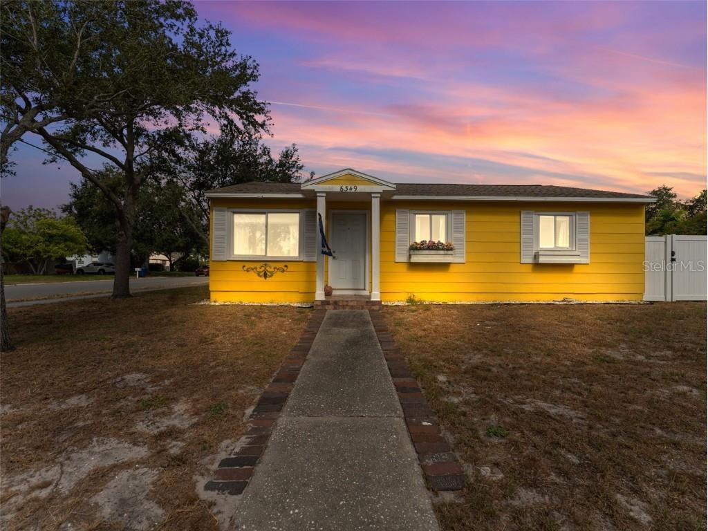 6349 10th Avenue S Gulfport FL 33707 TB8440985 image1