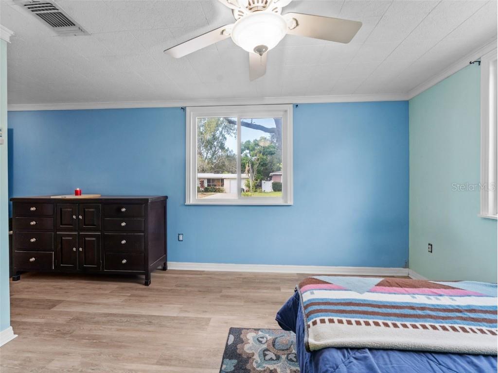 6349 10th Avenue S Gulfport FL 33707 TB8440985 image12