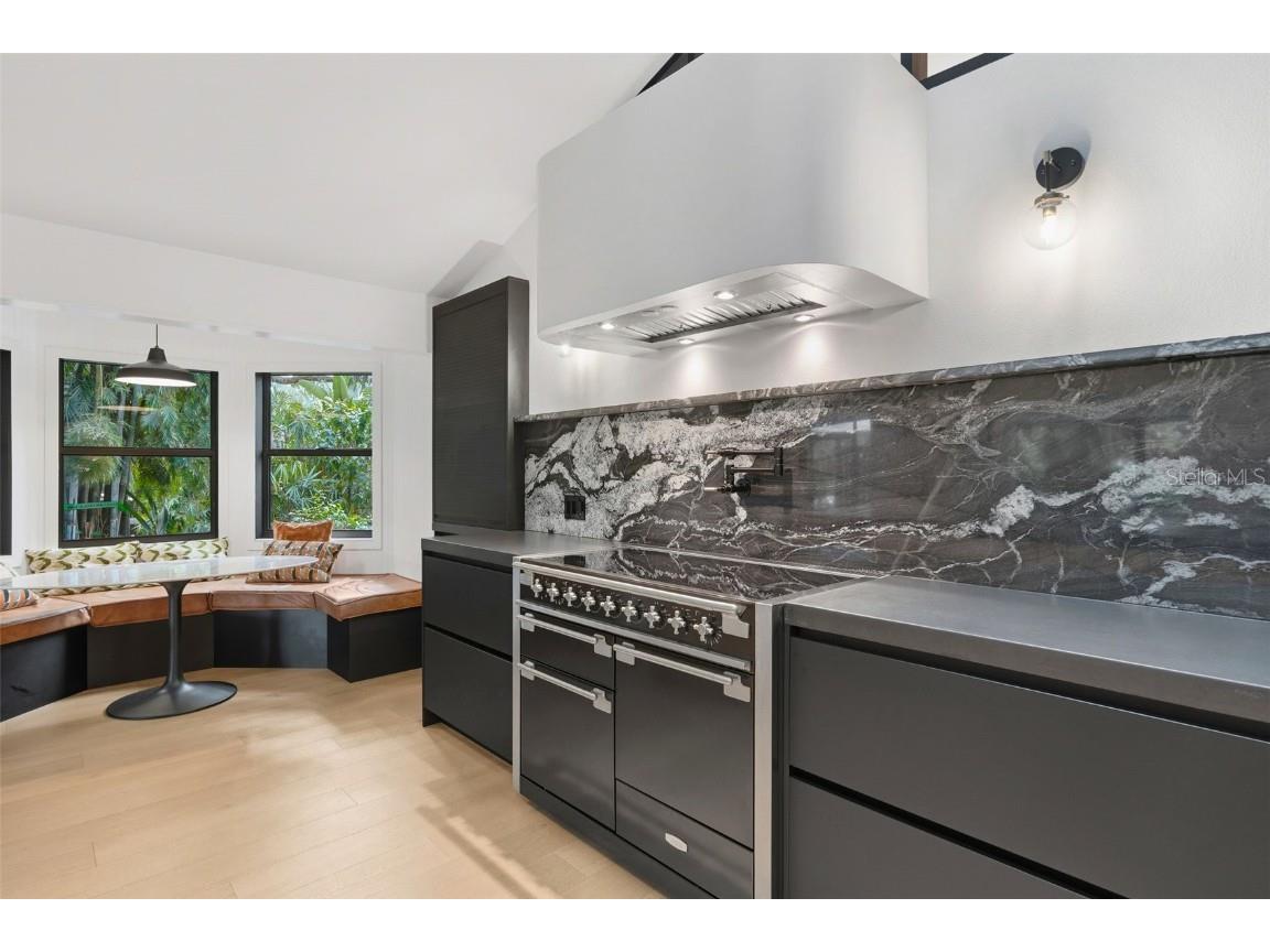 6349 Ravenwood Way Sarasota FL 34243 A4674355 image11